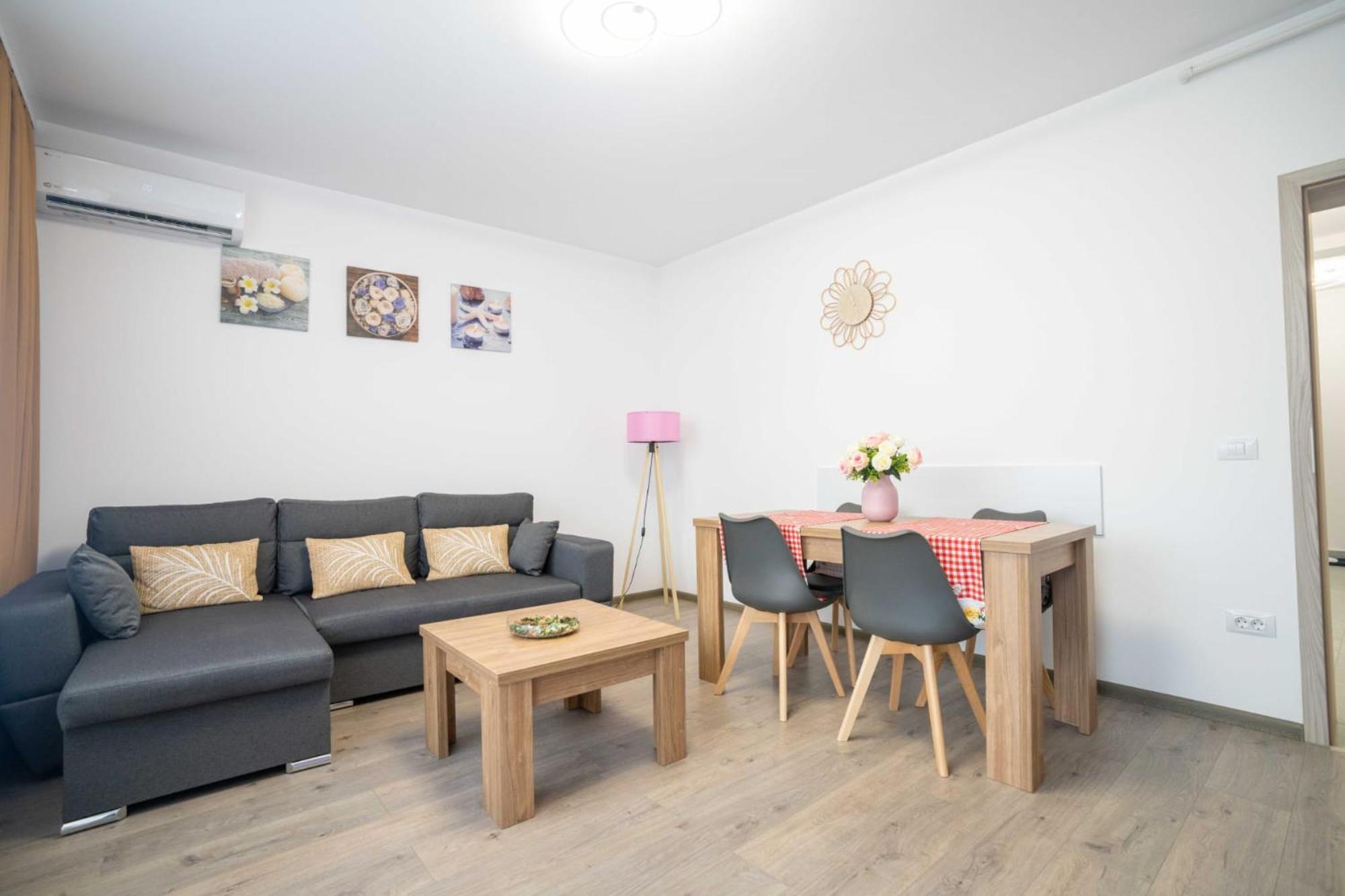 Cozyhome Μπρασόβ Εξωτερικό φωτογραφία